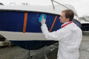 Comment choisir un professionnel d’entretien de bateau