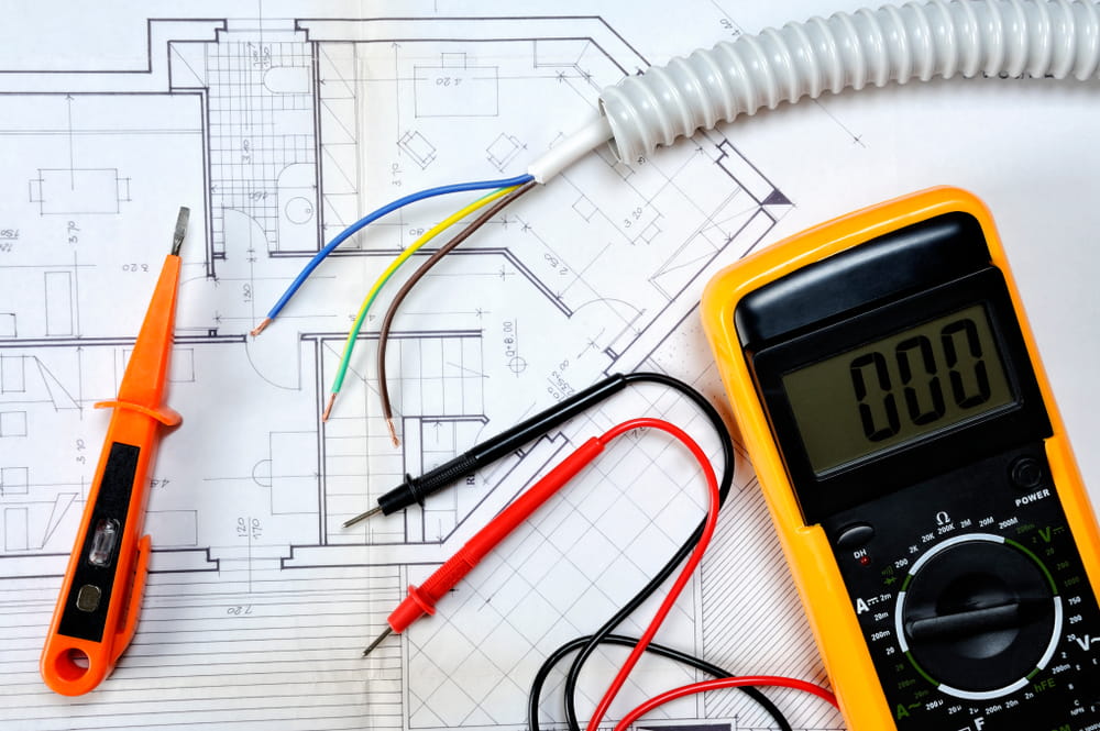 Pourquoi la mise en conformité électrique est essentielle pour la sécurité de votre habitation